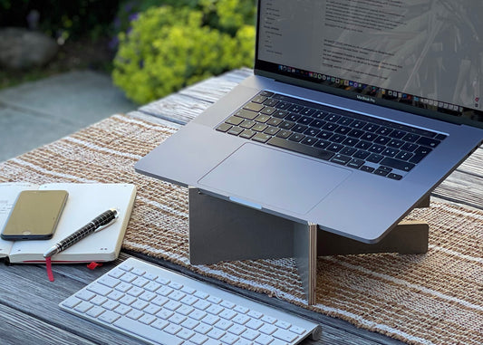 XERO - Der Laptopständer für Dein ergonomisches Homeoffice